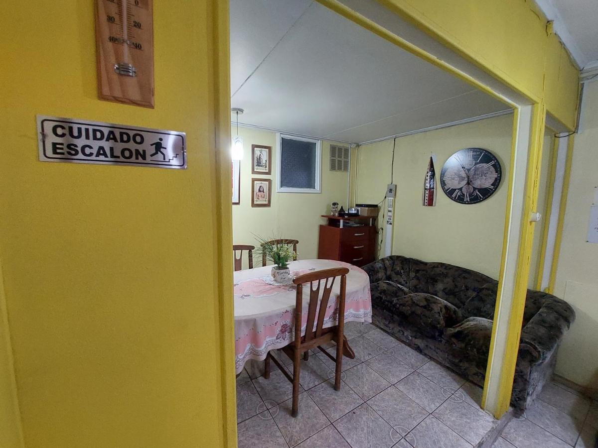 Hospedaje Familiar Punta Arenas Buitenkant foto